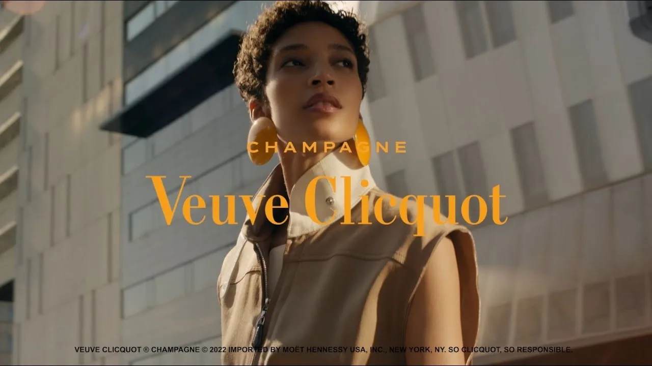 découvrez le paradis du champagne à la plage: l’hôtel clicquot revient en australie pour une escapade pétillante!