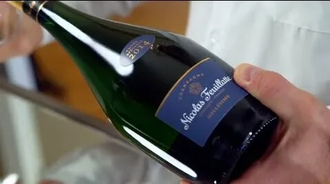 découvrez les 20 pépites effervescentes de 2024: de la savoie à la champagne, un tour de france pétillant !